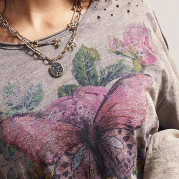 BOUTIQUE LONG SLEEVE DISTRESSED BUTTERFLY TEE **NEW ADDITION! - Picture 6 of 10